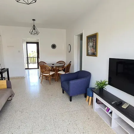Kings Avenue - Natalia's Apartmán *